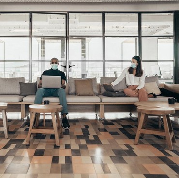 Mengapa Jaga Jarak Penting dalam Cegah Penularan Covid-19?