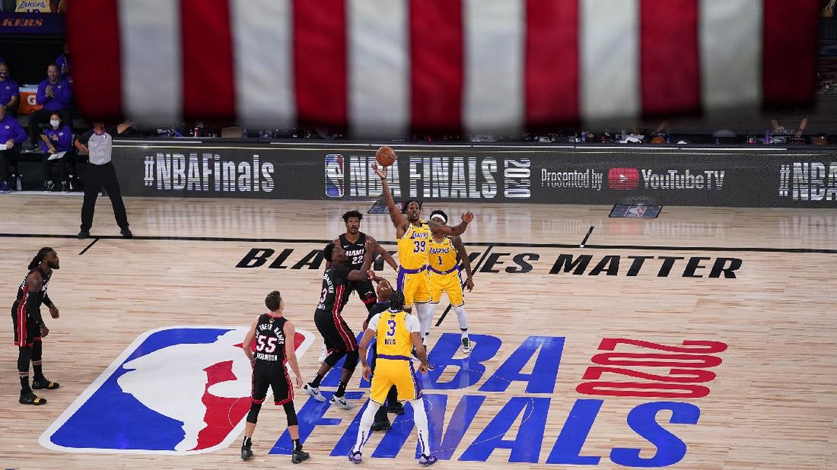 FOTO: Lakers Hajar Miami Heat di Game 1 Final NBA 2020