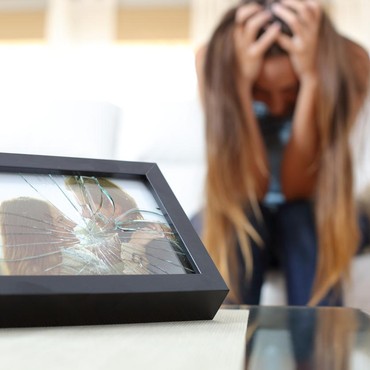 Keji, Pelakor Rebut Suami dari Istri Sah yang Segera Melahirkan