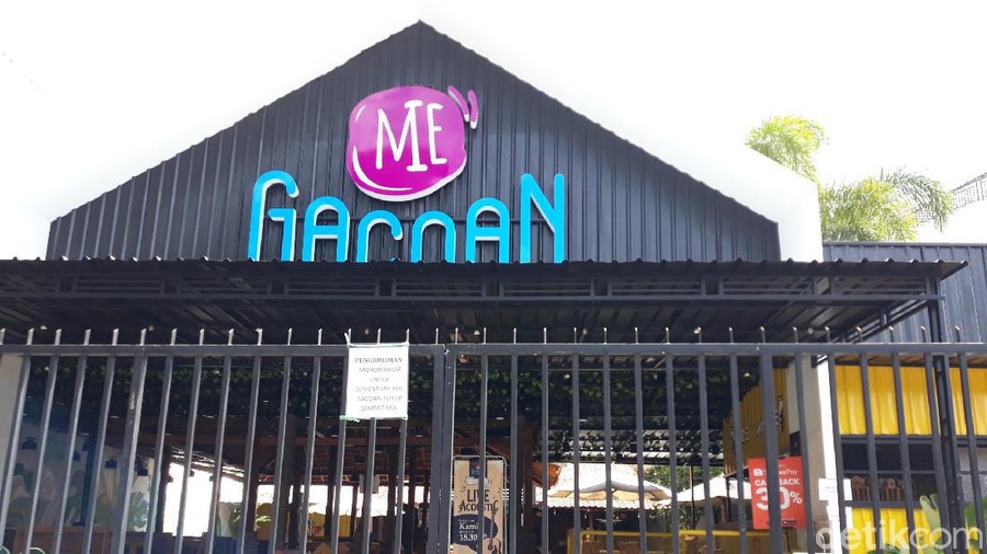 Warung mie yang seorang pegawainya terkena virus Corona di Yogyakarta, Kamis (1/10/2020). Warung ini ditutup dan pembelinya diminta isolasi mandiri, Warung mie yang seorang pegawainya terkena virus Corona di Yogyakarta, Kamis (1/10/2020). Warung ini ditutup dan pembelinya diminta isolasi mandiri,