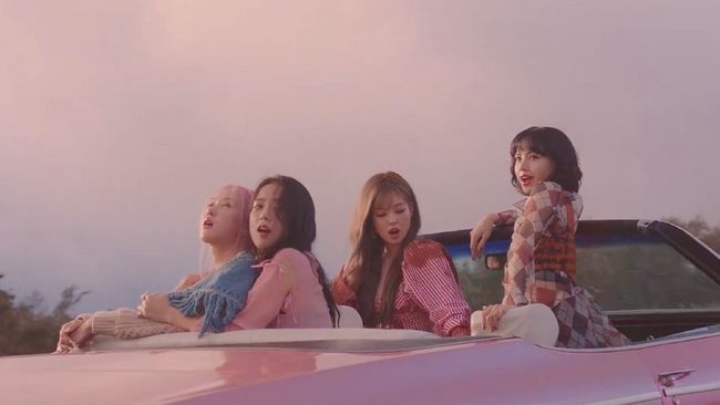 YG Entertainment mengumumkan BLACKPINK tidak akan lagi menerima hadiah dari fan. Jennie, Jisoo, Rose, dan Lisa disebut hanya akan menerima surat penggemar. 