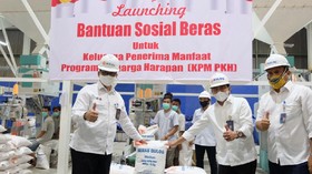 Bulog Salurkan Ratusan Ribu Beras Bansos di Agustus-Oktober