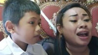 Ini Sosok Emak-emak yang Ngegas Ajarkan Anak Pancasila, Tak Sangka Bakal Viral
