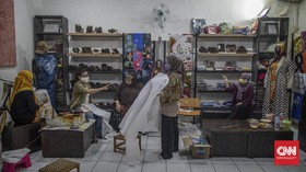 FOTO: Perayaan Hari Batik dan Palagan Perajin Didera Pandemi