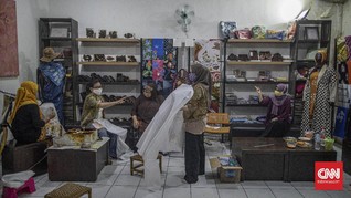 FOTO: Perayaan Hari Batik dan Palagan Perajin Didera Pandemi