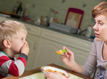 Kisah Anak Usia 3 Th Alami GTM Setahun Lebih, Kini Makan Pakai Selang