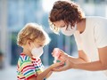 Anak-anak Keracunan Hand Sanitizer, Orang Tua Harus Waspada