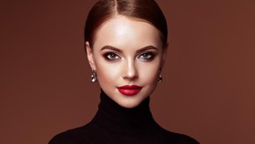 Sejarah Turtleneck, Ikon Fashion Lambang Kekuatan Wanita