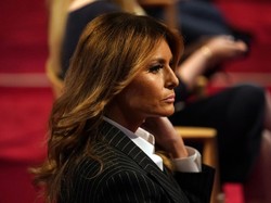 Susul Obama, Melania Trump Akan Tulis Buku Memoar soal Gedung Putih?