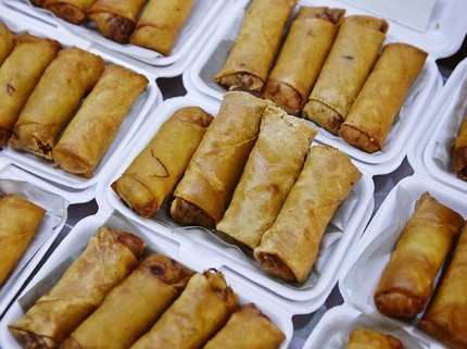 3 Resep Lumpia Isi, Lengkap dengan Cara Membuat Kuah Kacang