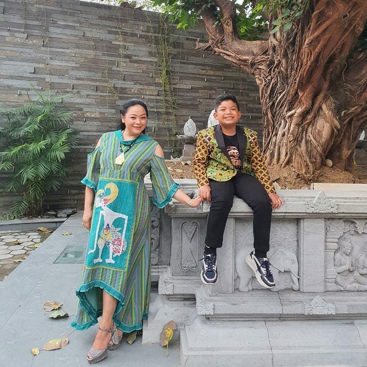 <p>Saka mulai meniti karier di dunia tarik suara. Ia baru saja merilis lagu berjudul Gelang Putih yang menceritakan kerinduannya pada Didi Kempot. (Foto: Instagram @saka_praja__dk)</p>