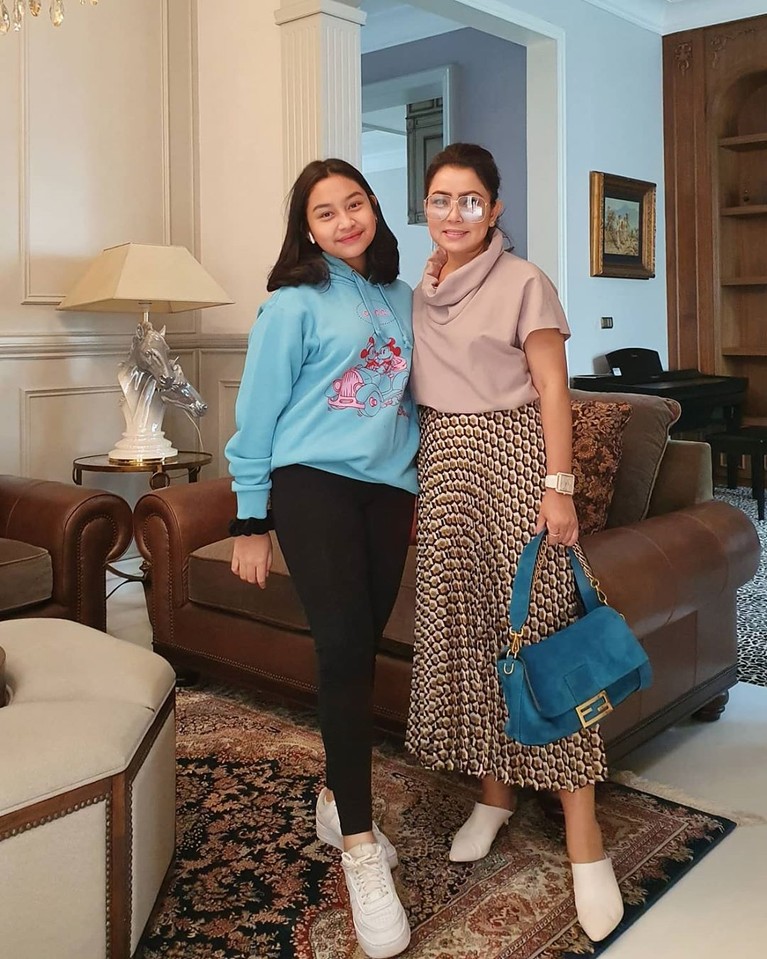 Khirani Siti Hartina Trihatmodjo Khirani pun makin tumbuh cantik, mirip seperti ibunya. (Foto: Instagram @mayangsaritrihatmodjoreal)