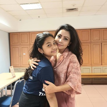 Fakta Khirani, Putri Mayangsari yang Disebut Mirip Adi Firansyah