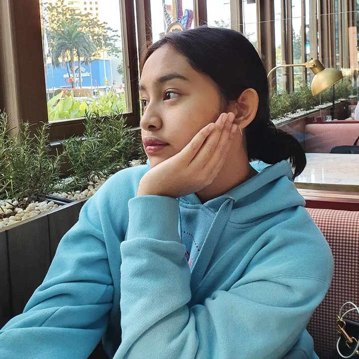 <p>Semoga karier Khirani di dunia hiburan lancar ya. (Foto: Instagram @mayangsaritrihatmodjoreal)  </p>