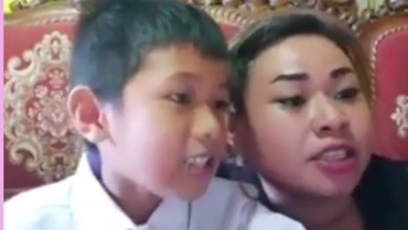 Kesal Saat Ajari Anak Hafalkan Pancasila, Tante Lala Jadi Viral