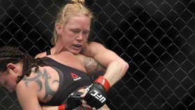 Hasil UFC: Holly Holm Menang Angka atas Aldana