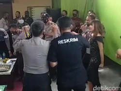 Polisi Dangdutan di Tulungagung Saat Pandemi, Tamu dan Undangan Ikut Diperiksa