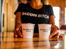 Waduh! Restoran Ini Panggil Pengunjungnya dengan Sebutan Jalang