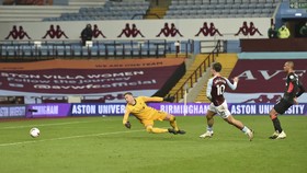 FOTO: Liverpool Remuk Dilumat Aston Villa