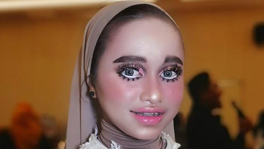Hasil makeup 'baby doll' Athilla D'hun