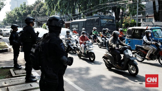 Foto: Pekerja Hiburan Malam Demo Anies di Balai Kota