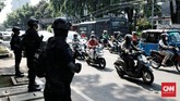 Foto: Pekerja Hiburan Malam Demo Anies di Balai Kota Sejumlah pekerja hiburan malam yang tergabung berdemo di Balai Kota menuntut Gubernur DKI Anies Baswedan mencabut penerapan PSBB Jakarta.