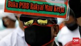 Foto: Pekerja Hiburan Malam Demo Anies di Balai Kota Sejumlah pekerja hiburan malam yang tergabung berdemo di Balai Kota menuntut Gubernur DKI Anies Baswedan mencabut penerapan PSBB Jakarta.