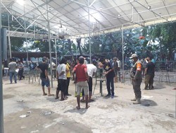 Bikin Kerumunan, Lomba Burung Berkicau di Kembangan Jakbar Dibubarkan