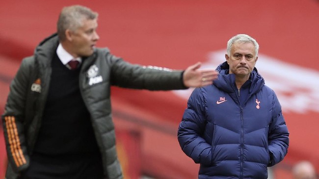 Pelatih Manchester United Ole Gunnar Solskjaer meluapkan emosi meledak-ledak di lapangan mirip yang dilakukan pendahulunya, Jose Mourinho.
