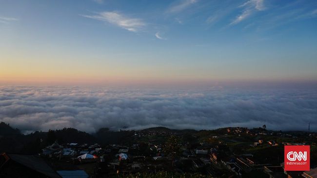 8 Spot Negeri Di Atas Awan Yang Pas Didatangi Pendaki Pemula