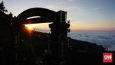 FOTO: Selamat Pagi dari Nepal Van Java Pemandangan di Dusun Butuh, Kabupaten Magelang, selama ini disebut bak Nepal Van Java.