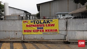 Potensi Jokowi Gagal Genjot Investasi dengan UU Ciptaker