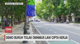 VIDEO: Demo Buruh Tolak Omnibus Law Cipta Kerja