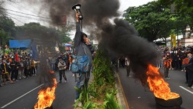 Demo Tolak Omnibus Law: Panas di Daerah, Adem di Jakarta