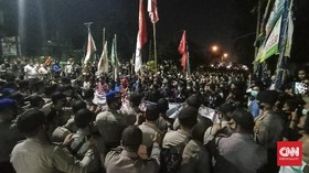Polda Banten Tangkap 5 Mahasiswa Usai Bentrok 4 Jam di Serang