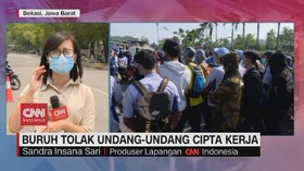 VIDEO: Hendak Menuju Kantor DPRD, Massa Buruh Dihalau Petugas