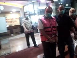 Tangan Diborgol, Eks Dirut BTN Maryono Tersangka Gratifikasi Ditahan