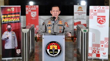 Imbas Demo Omnibus Law Rusuh, Aktivis KAMI Ditangkapi Sejumlah petinggi dan aktivis KAMI ditangkap dengan tuduhan menyebarkan hasutan dan hoaks. Total 8 ditangkap, 5 sudah jadi tersangka.