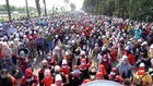 VIDEO: Aksi Ribuan Buruh Tolak Pengesahan UU Cipta Kerja