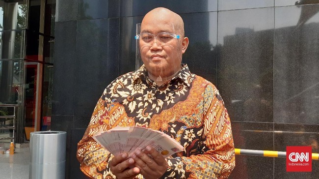 MAKI mengajukan gugatan praperadilan atas lima perkara yang mangkrak di KPK, mulai dari kasus Bank Century hingga Bansos Kemensos.