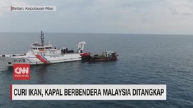 VIDEO: Curi Ikan, Kapal Berbendera Malaysia Ditangkap