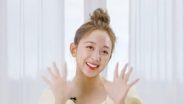 img-title Pulang ke Indonesia & Hadir di Nikahan Kakak, Dita Karang Bikin Heboh