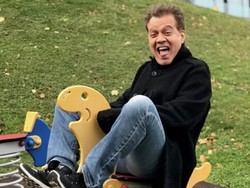 Eddie Van Halen Meninggal Dunia, RIP Legend Jadi Trending di Twitter