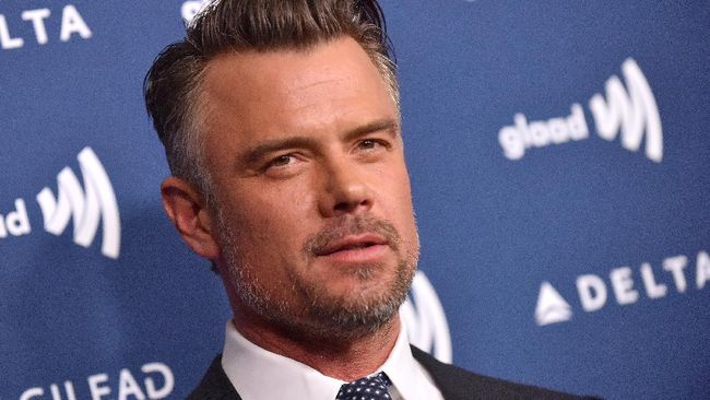 Josh Duhamel Tunangan, Fergie Ucapkan Selamat