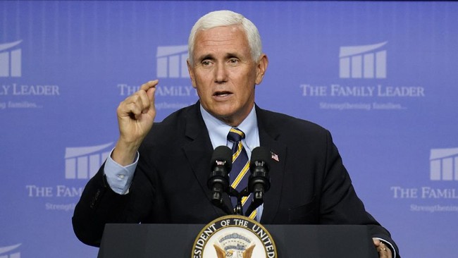 Wapres Amerika Serikat Mike Pence disebut merasa kesal atas kritik yang disampaikan Donald Trump terkait perhitungan suara elektoral yang dimenangkan Joe Biden.