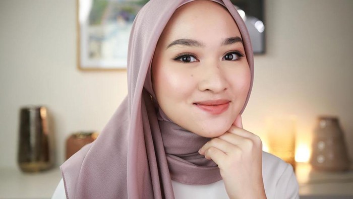 Morning Skincare Routine untuk Kulit Sensitif ala Kiara Leswara