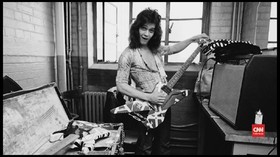 VIDEO: Eddie Van Halen, Gitaris Genius Berdarah Indonesia