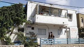 Juha's Guesthouse, Saksi Bisu Guyubnya Arab & Yahudi