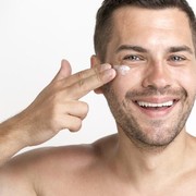 5 Rekomendasi Skincare Anti Aging untuk Pria yang Mudah Didapat