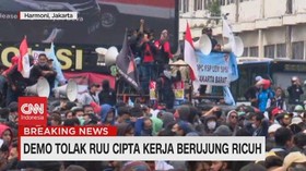 VIDEO: Ricuh Aksi Tolak RUU Ciptaker di Kawasan Patung Kuda